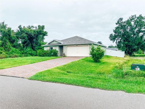 A home in PORT CHARLOTTE