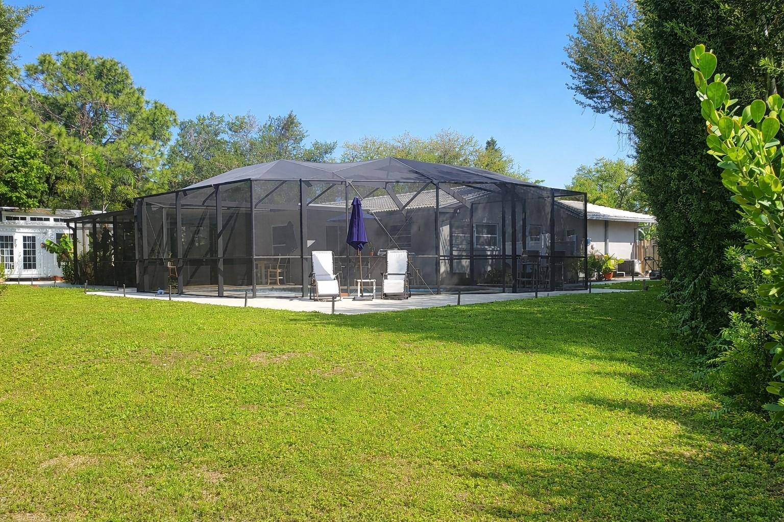 YACHT CLUB ESTATES - Residential