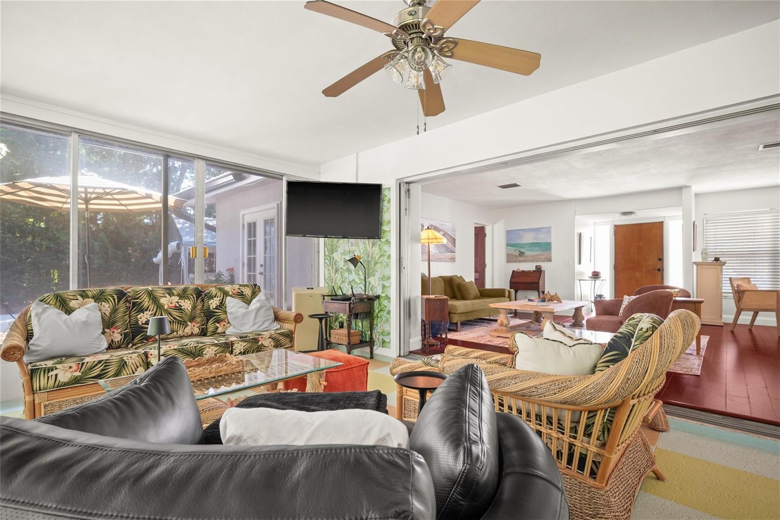 YACHT CLUB ESTATES - Residential