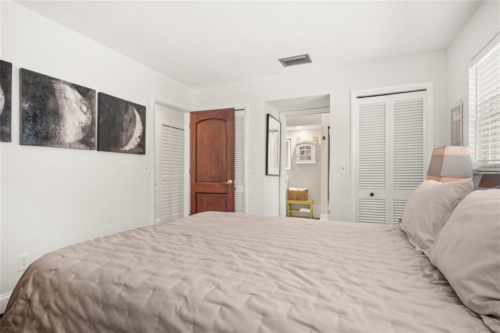 YACHT CLUB ESTATES - Residential