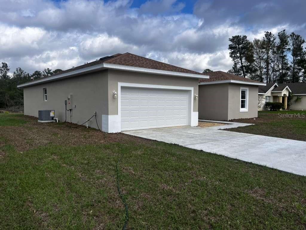 Photo of 628 Marion Oaks Lane, Ocala, FL 34473 (MLS # O6395918)