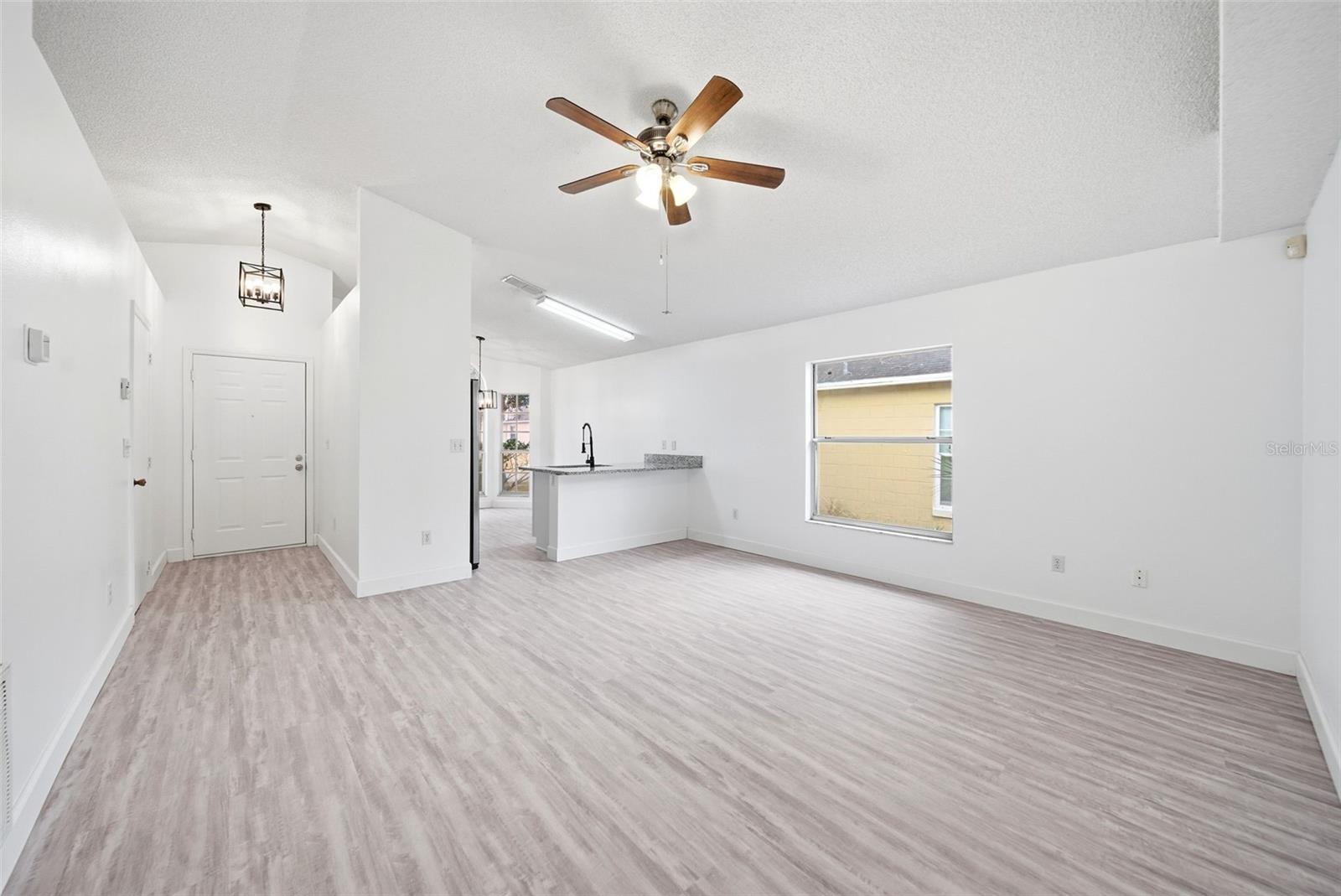 EDGEWATER SHORES - Residential