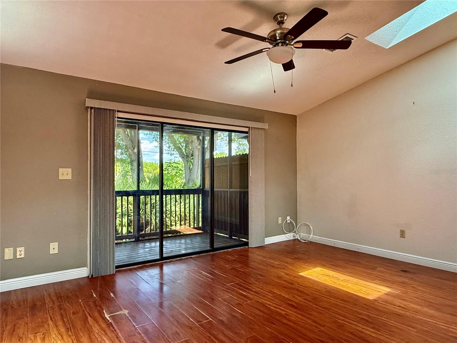 LAKE FOREST CONDO - Residential