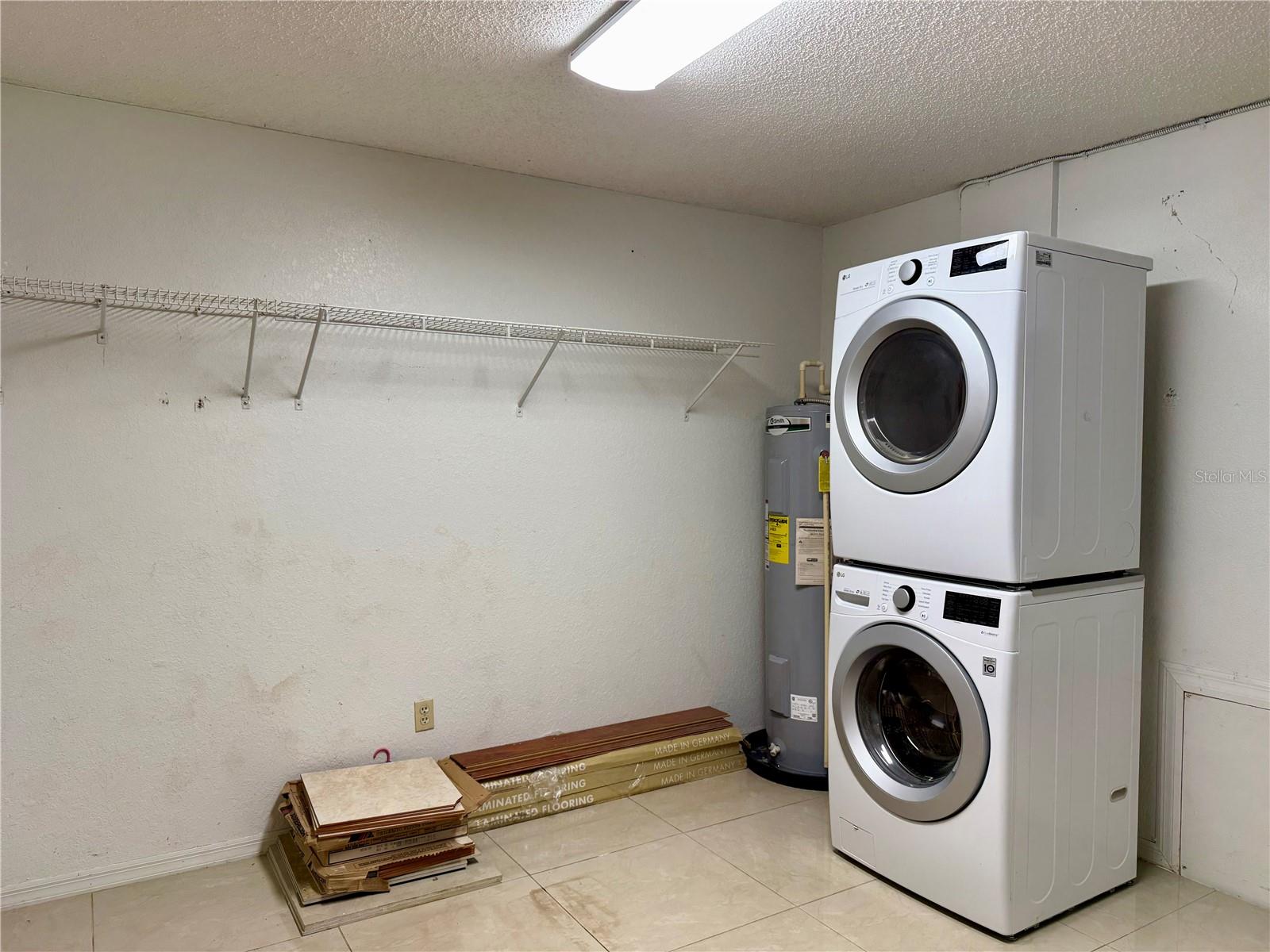 LAKE FOREST CONDO - Residential