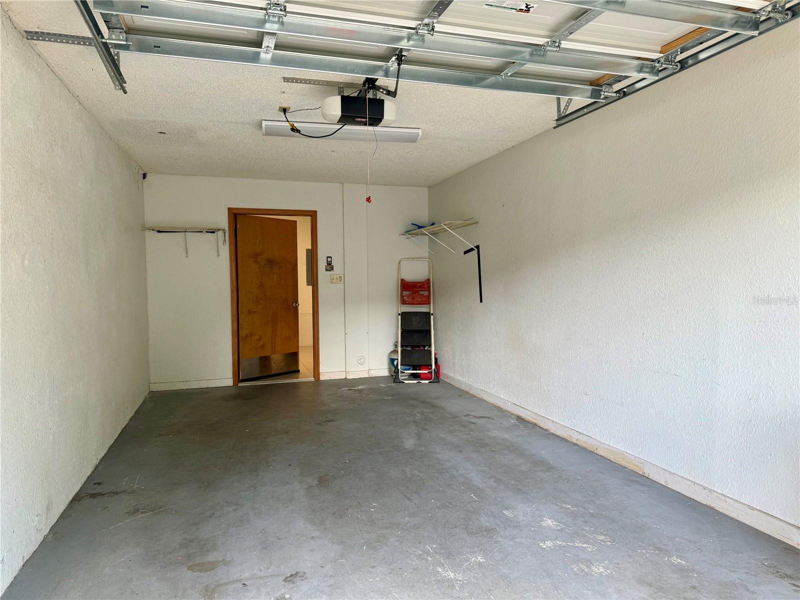 LAKE FOREST CONDO - Residential