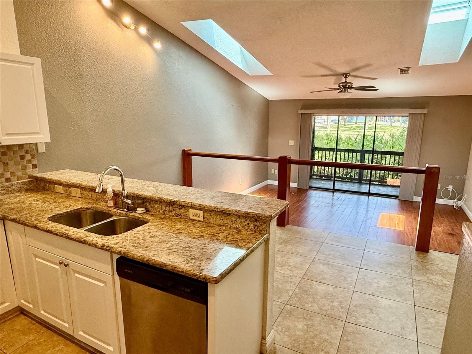 LAKE FOREST CONDO - Residential