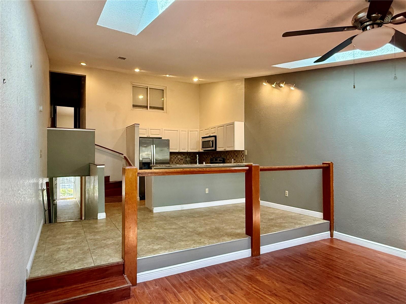 LAKE FOREST CONDO - Residential