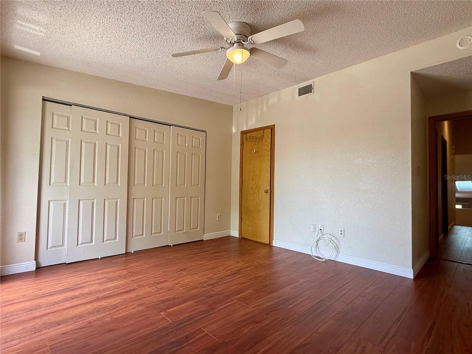 LAKE FOREST CONDO - Residential