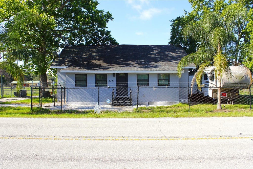 Photo of 2207 Sparkman Road, Plant City, FL 33566 (MLS # TB8523042)