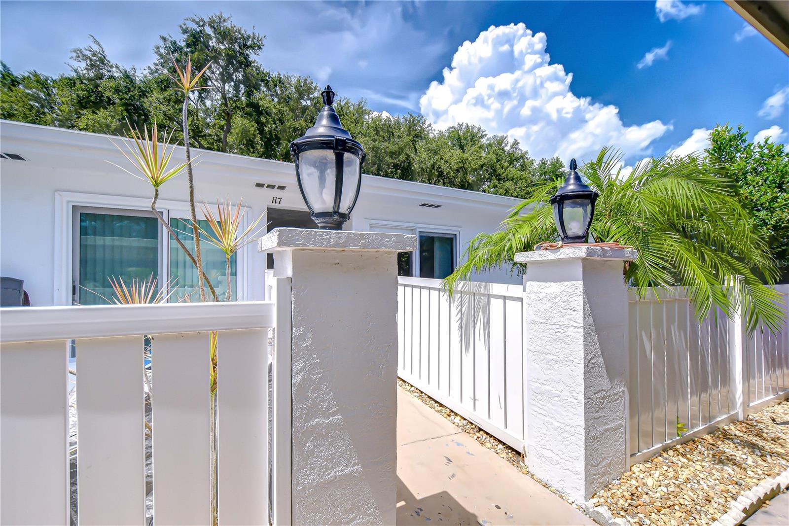 1655 S HIGHLAND AVENUE B118