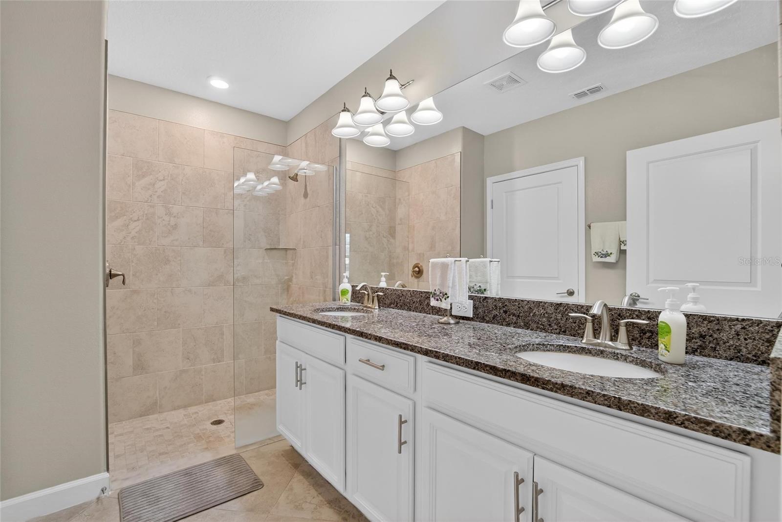 FOREST BROOKE ACTIVE ADULT PH - Residential