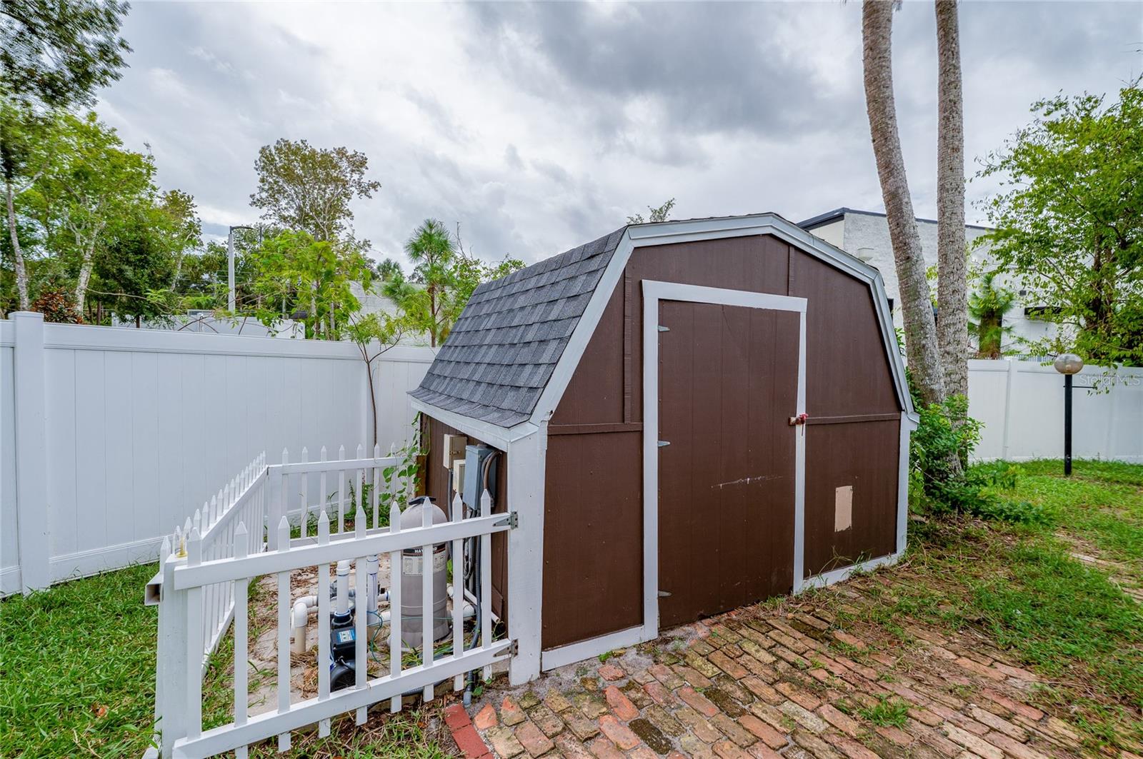 SLEEPY HOLLOW UNIT 01 - Residential