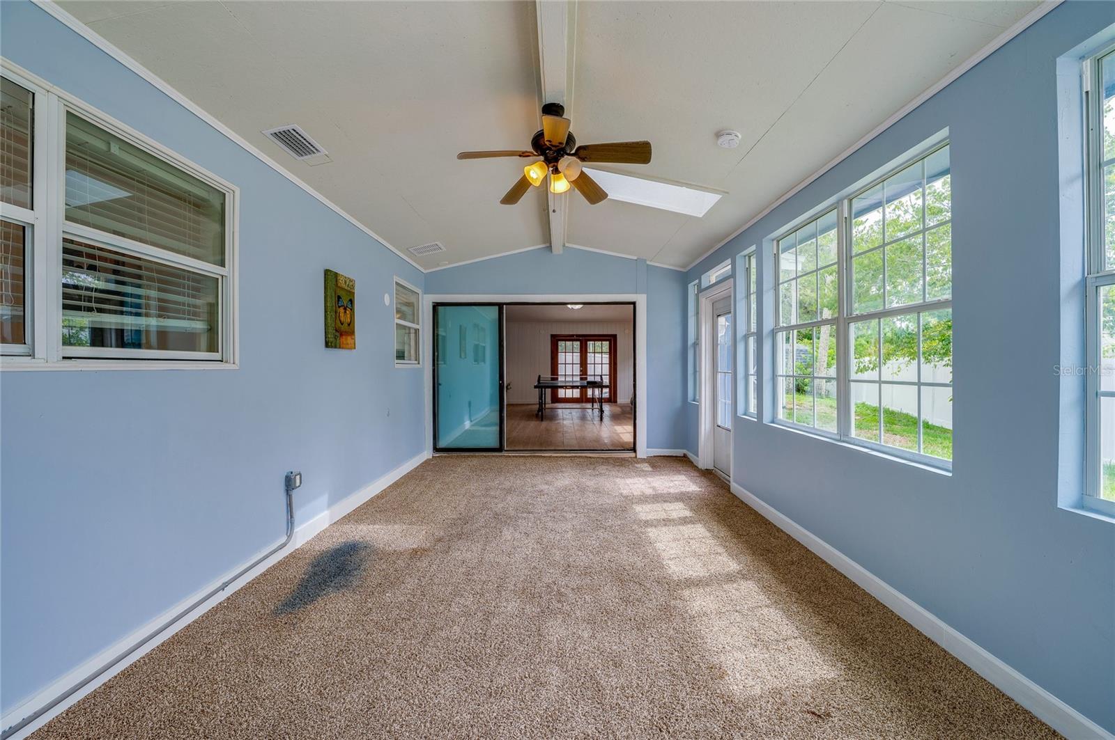 SLEEPY HOLLOW UNIT 01 - Residential