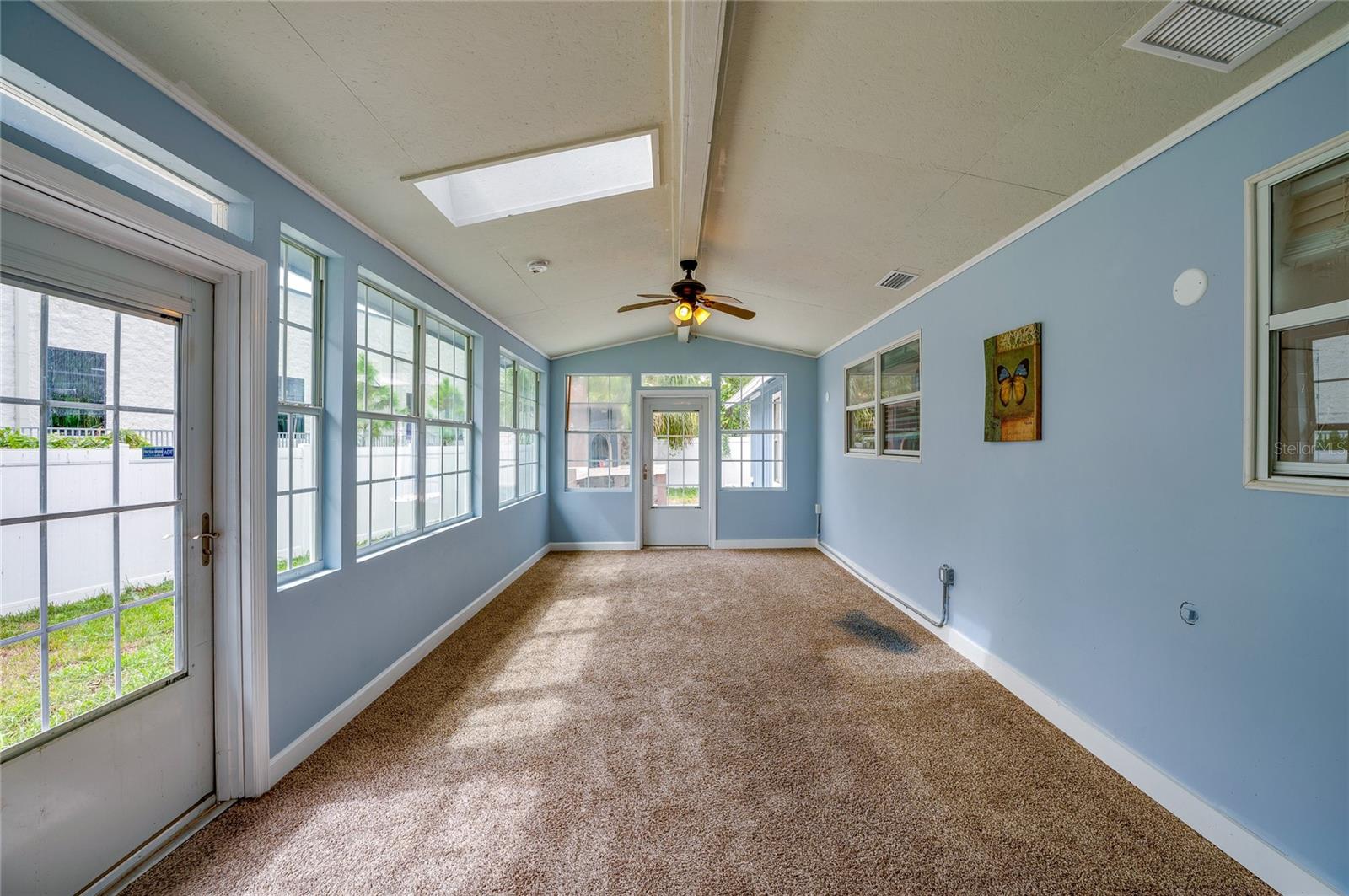 SLEEPY HOLLOW UNIT 01 - Residential