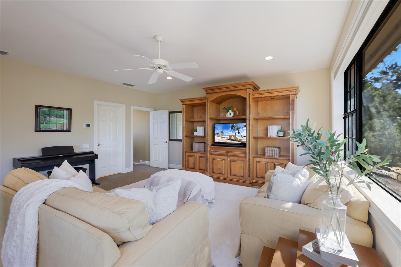 LAKEWOOD RANCH COUNTRY CLUB VILLAGE - Residential