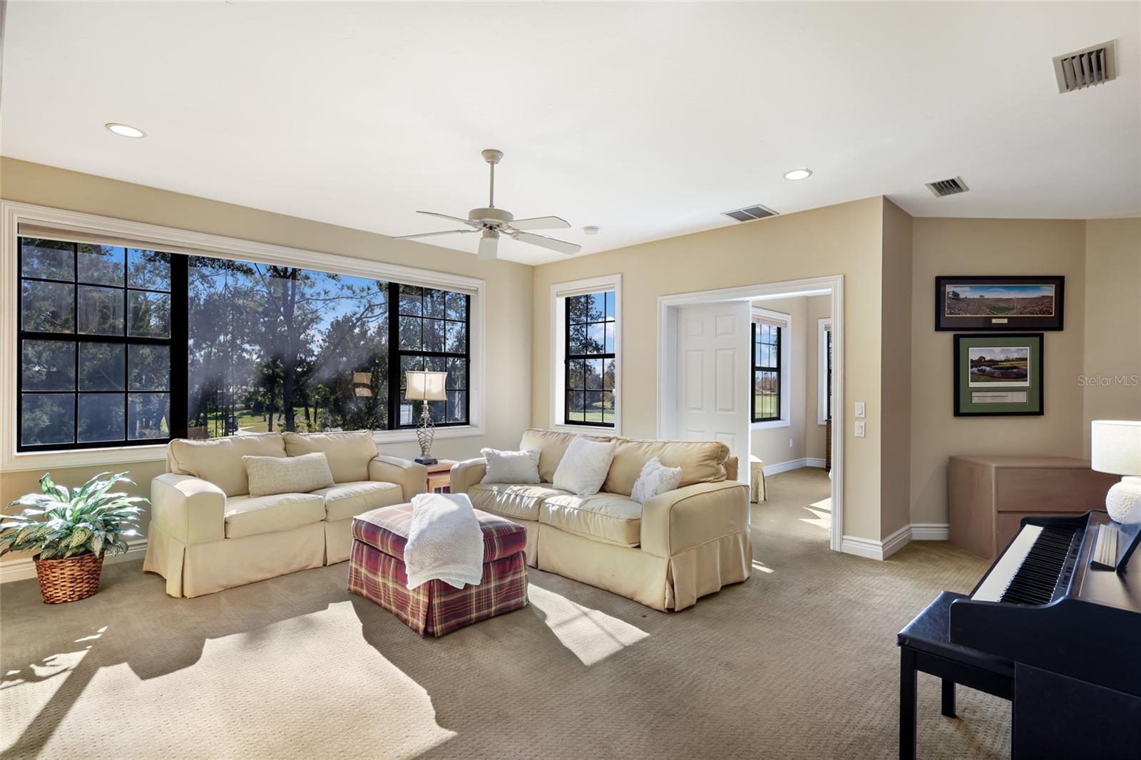 LAKEWOOD RANCH COUNTRY CLUB VILLAGE - Residential