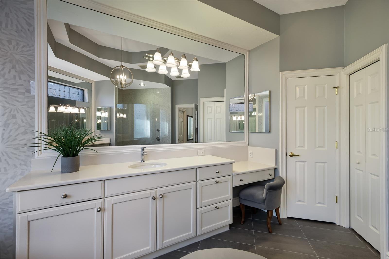 LAKEWOOD RANCH COUNTRY CLUB VILLAGE - Residential