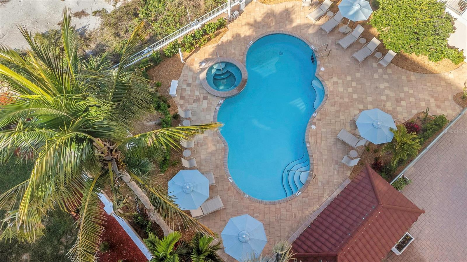 VITTORIA CONDO - Residential