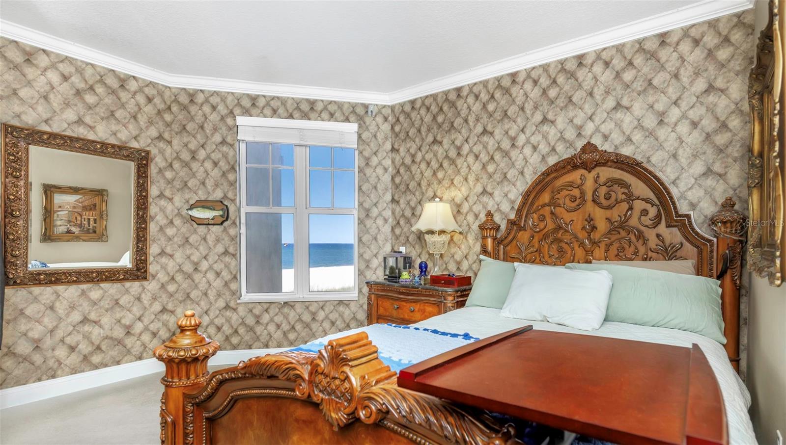 VITTORIA CONDO - Residential