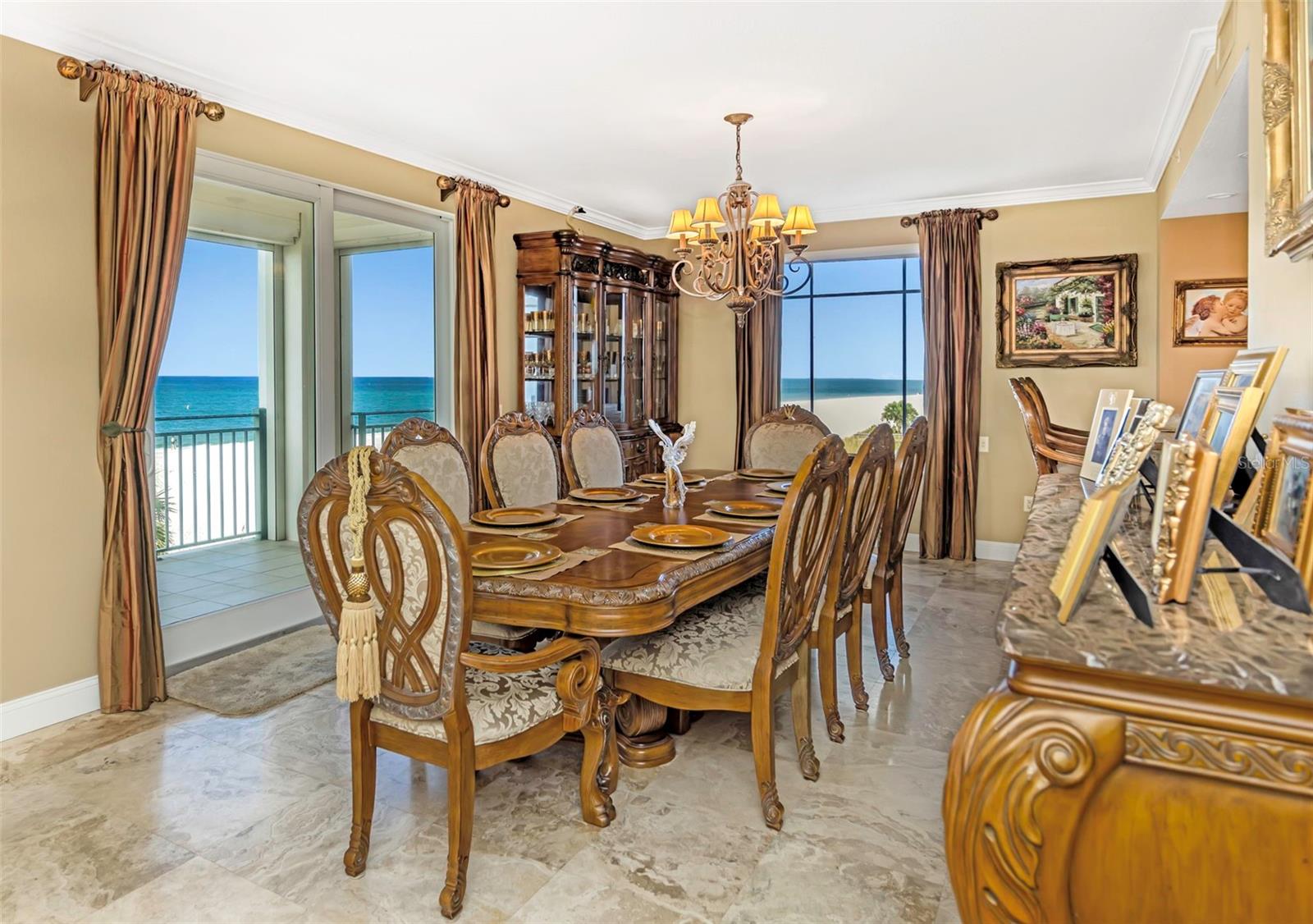 VITTORIA CONDO - Residential