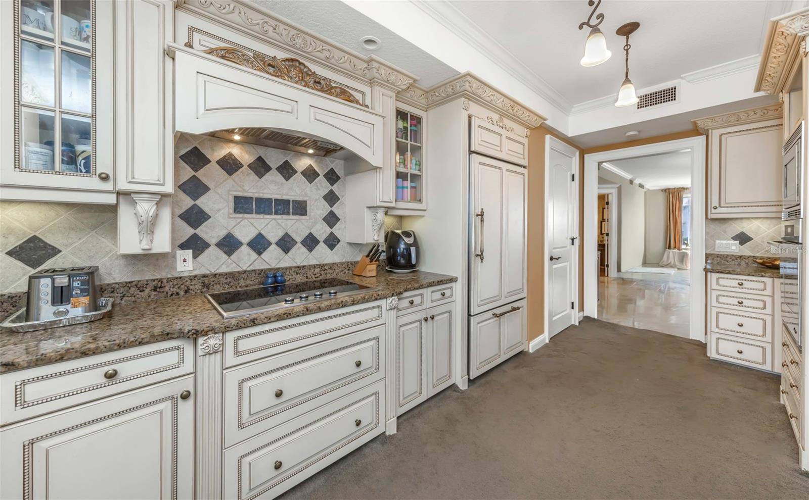 VITTORIA CONDO - Residential