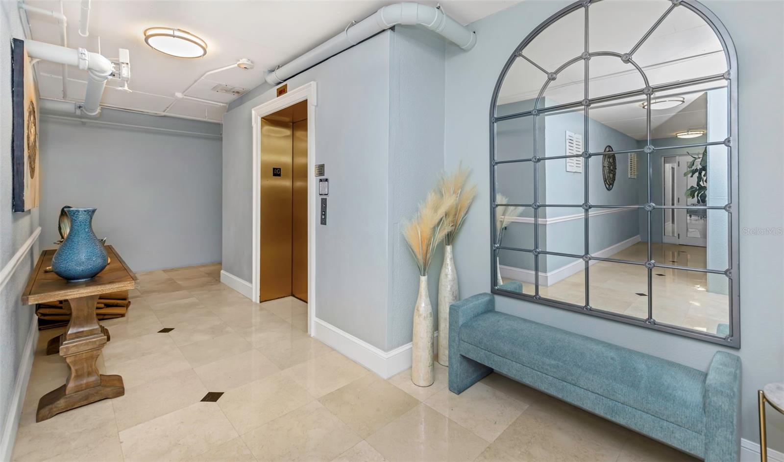 VITTORIA CONDO - Residential