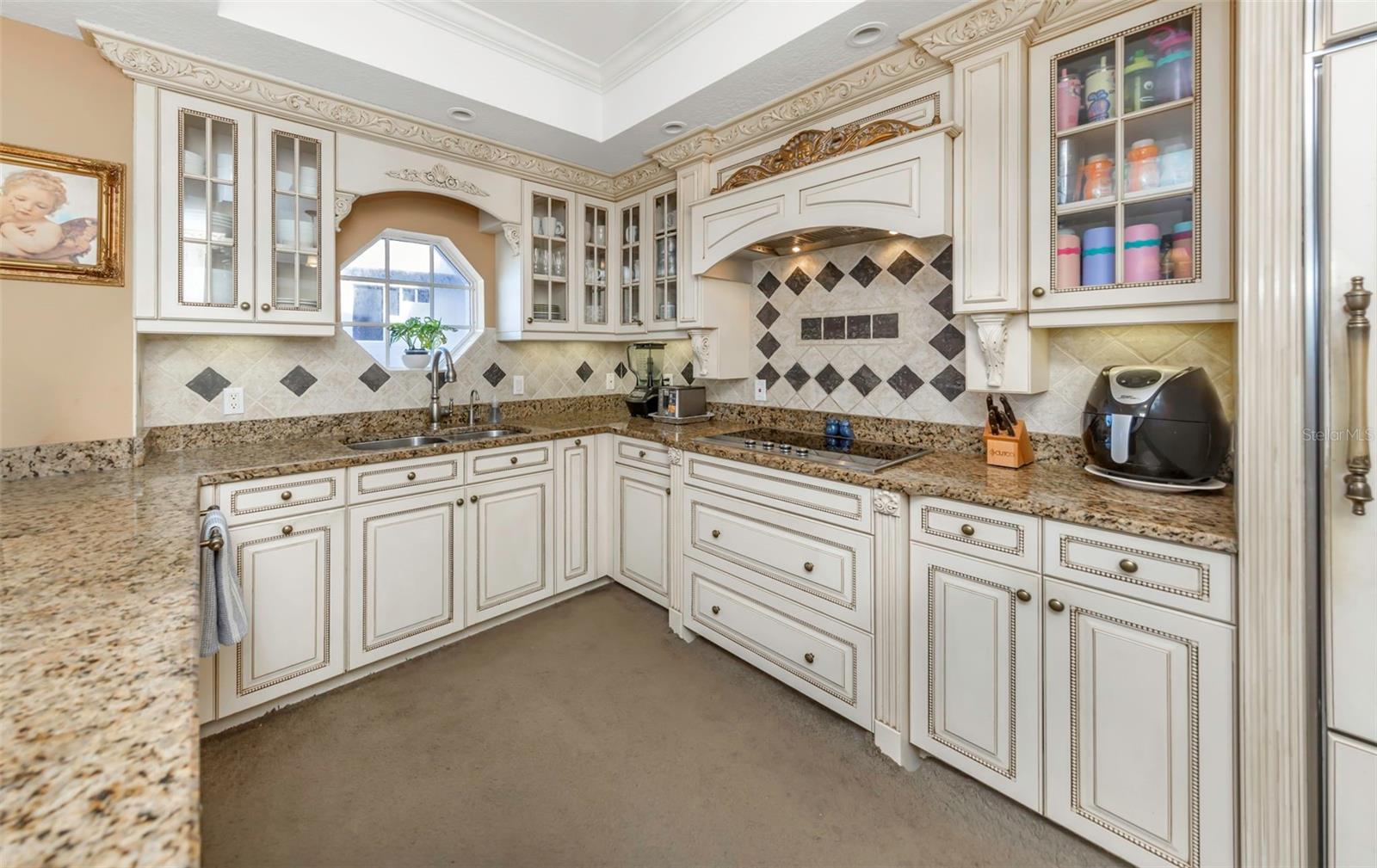 VITTORIA CONDO - Residential