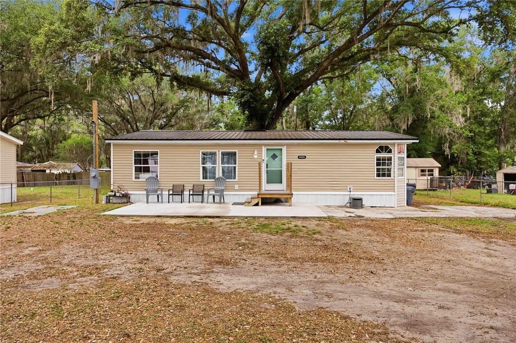 Photo of 2995 Thornhill Road, Winter Haven, FL 33880 (MLS # O6402370)