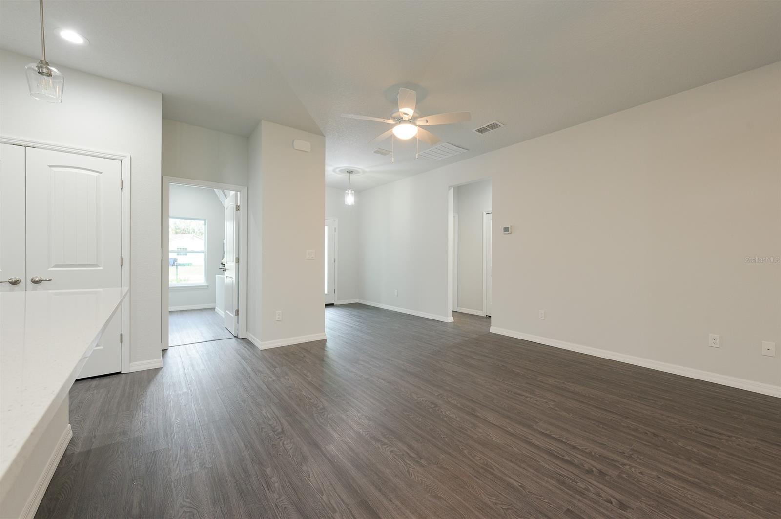 Florida Shores 01 - Residential