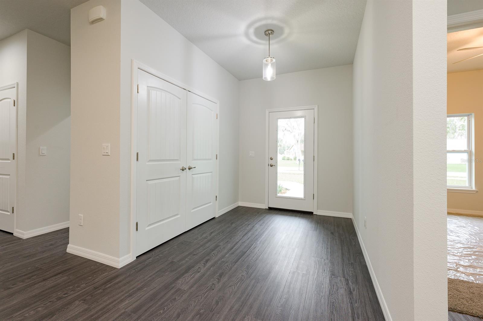 Florida Shores 01 - Residential