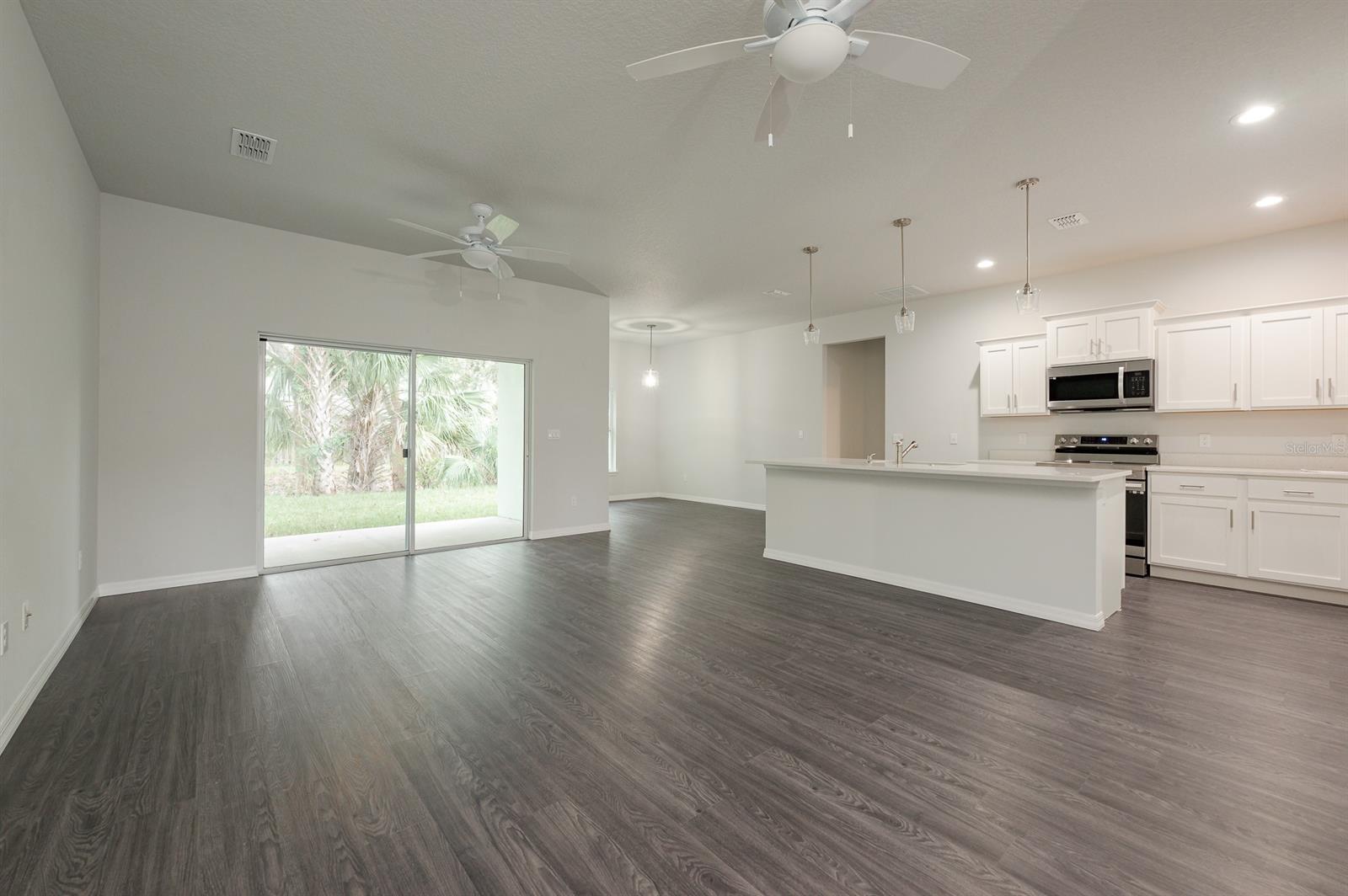 Florida Shores 01 - Residential