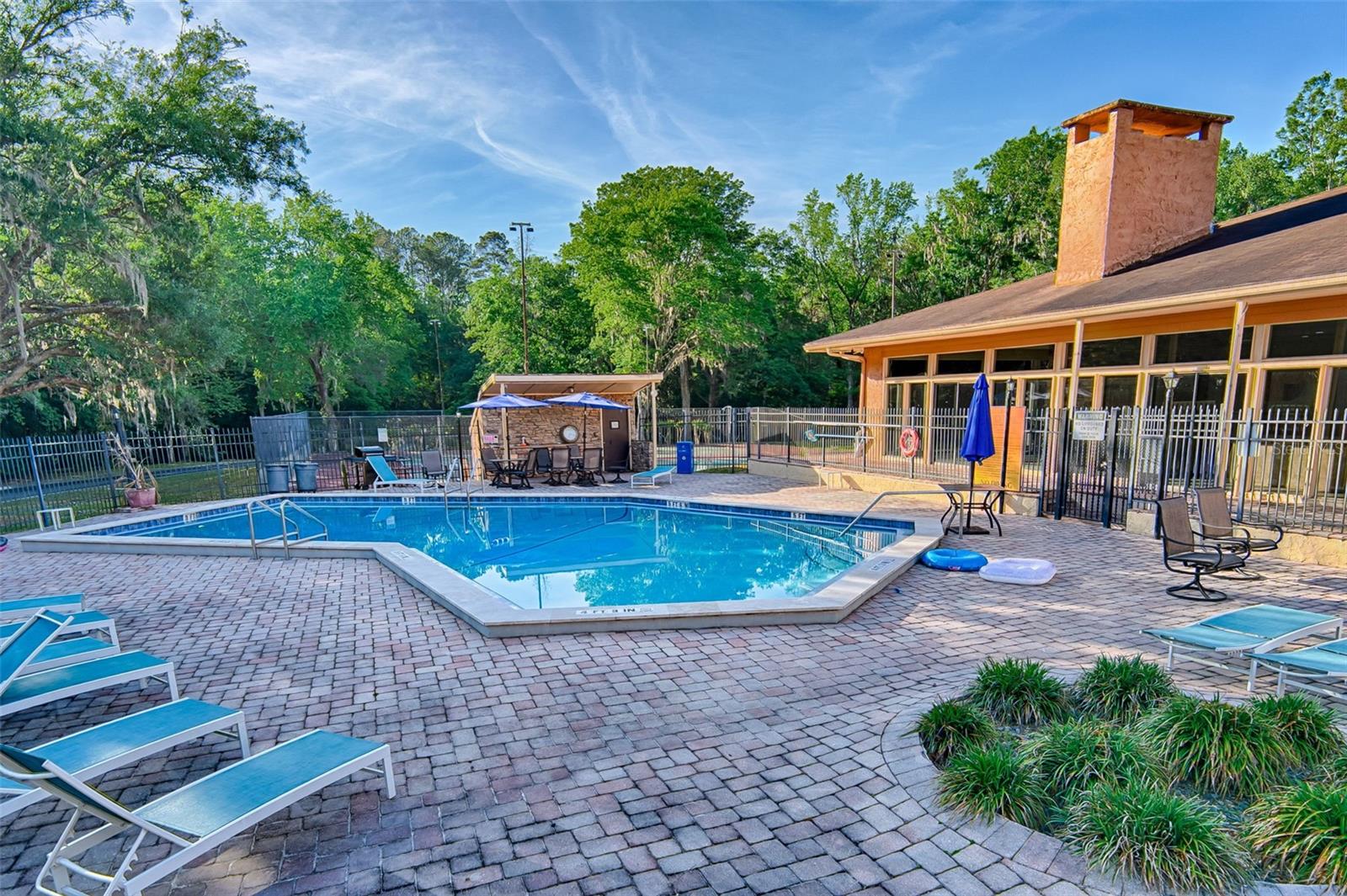 CREEKS EDGE CONDO - Residential