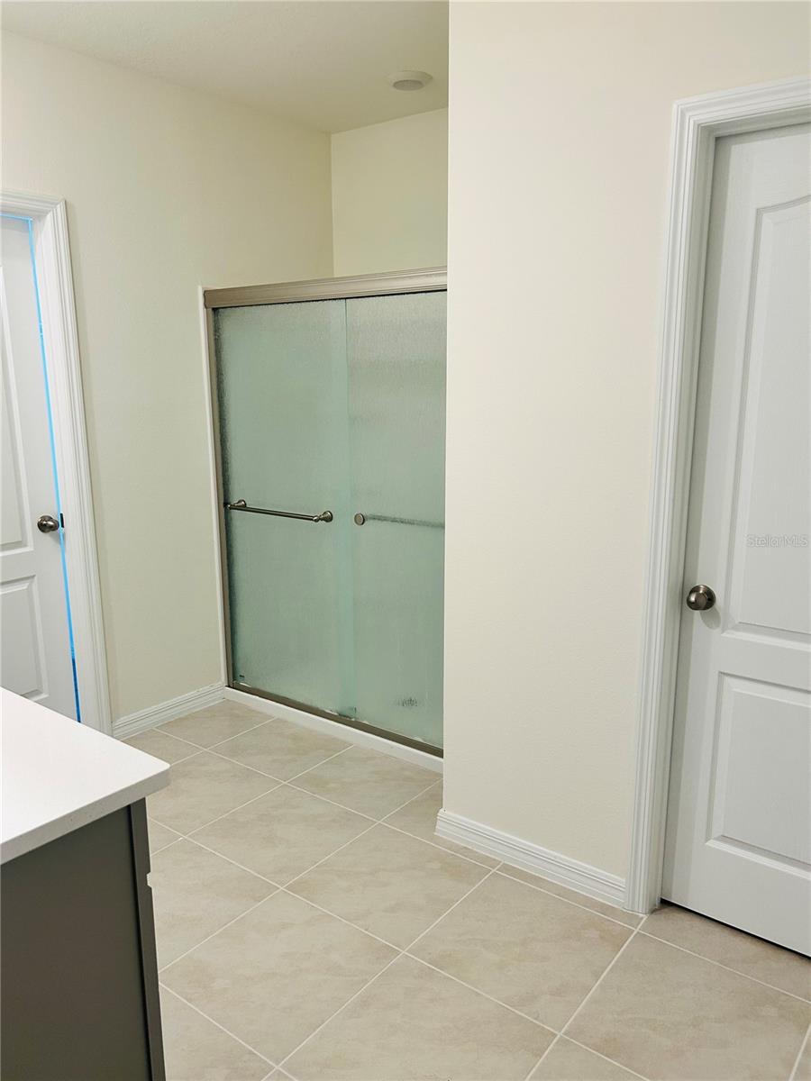 HARMONY/LK ELOISE PH 1 - Residential Lease