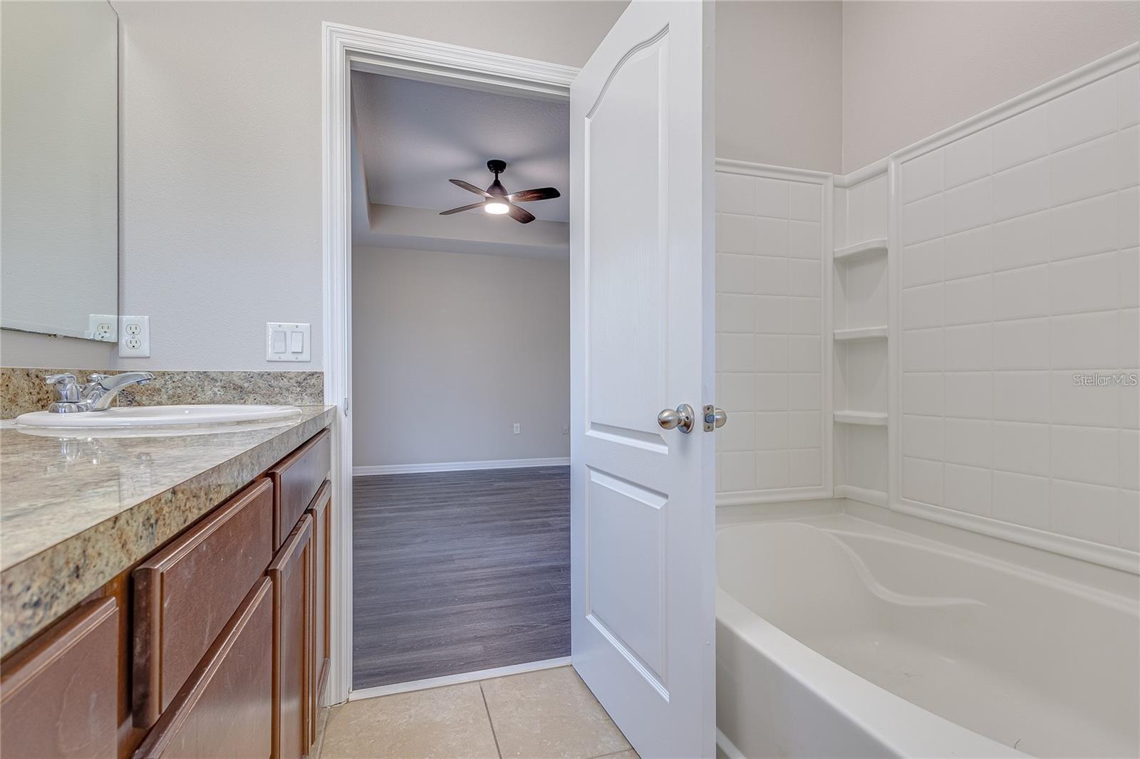 JEFFERSON GREEN AT ANTHEM PARK CONDO PH 9 - Residential Lease