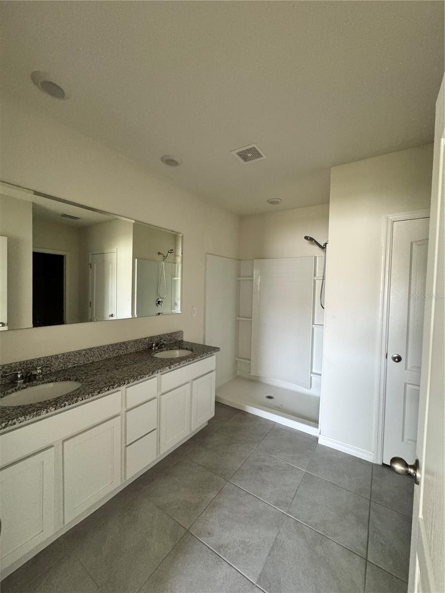 COURTLAND PARK PH 1 - Residential