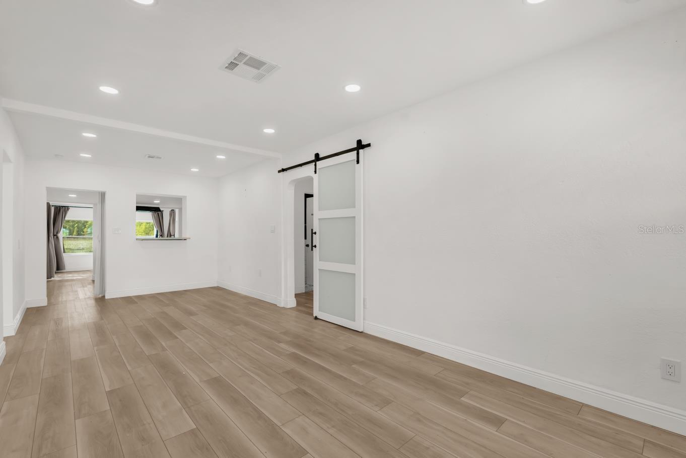 SPORTSMANS PARADISE - Residential