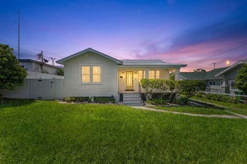 Photo of 106 W Minnehaha Street, Tampa, FL 33604 (MLS # TB8540955)