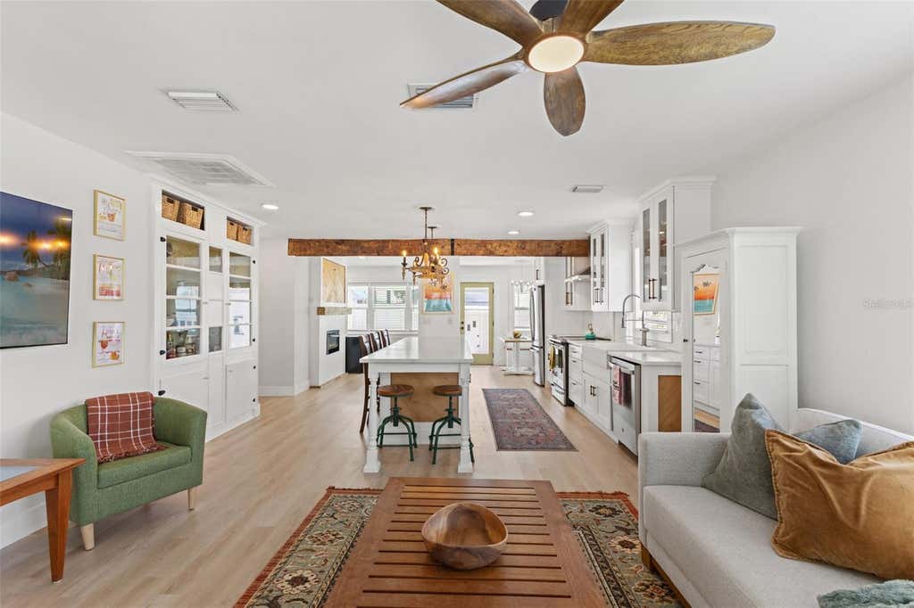 Photo of 106 W Minnehaha Street, Tampa, FL 33604 (MLS # TB8540955)