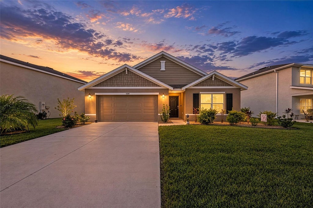 Photo of 12256 Mountain Island Trail, Parrish, FL 34219 (MLS # A4704521)