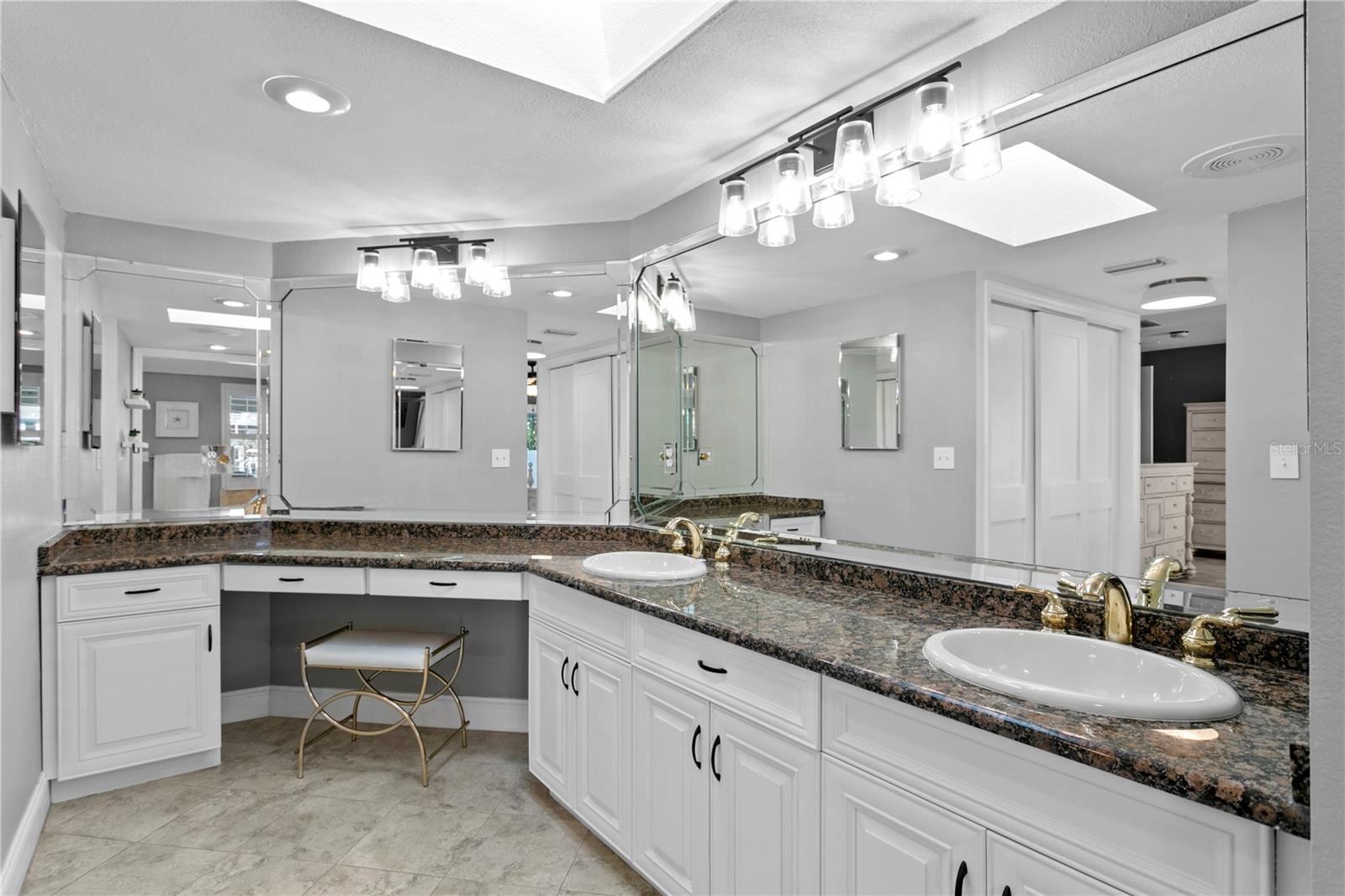 SKIMMER POINT PH II - Residential