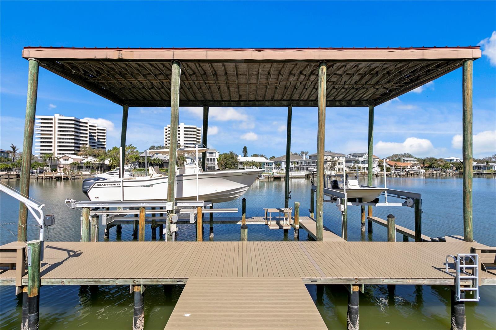 SKIMMER POINT PH II - Residential