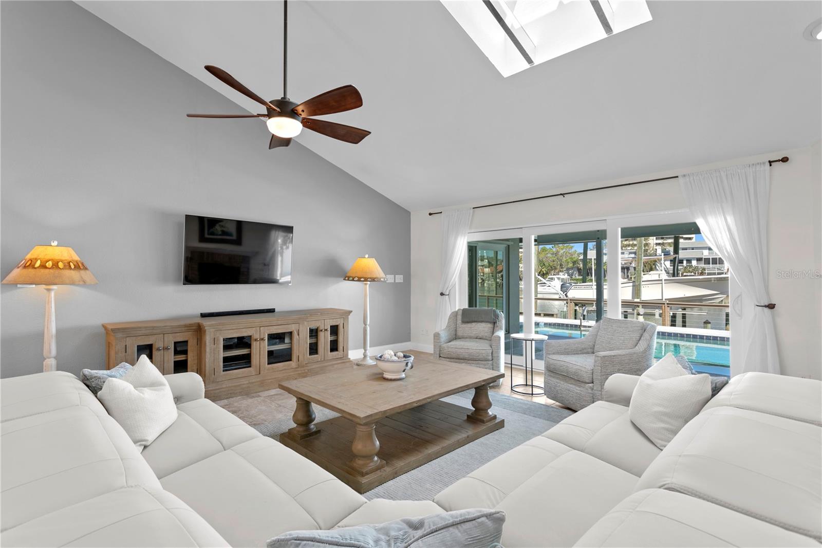 SKIMMER POINT PH II - Residential