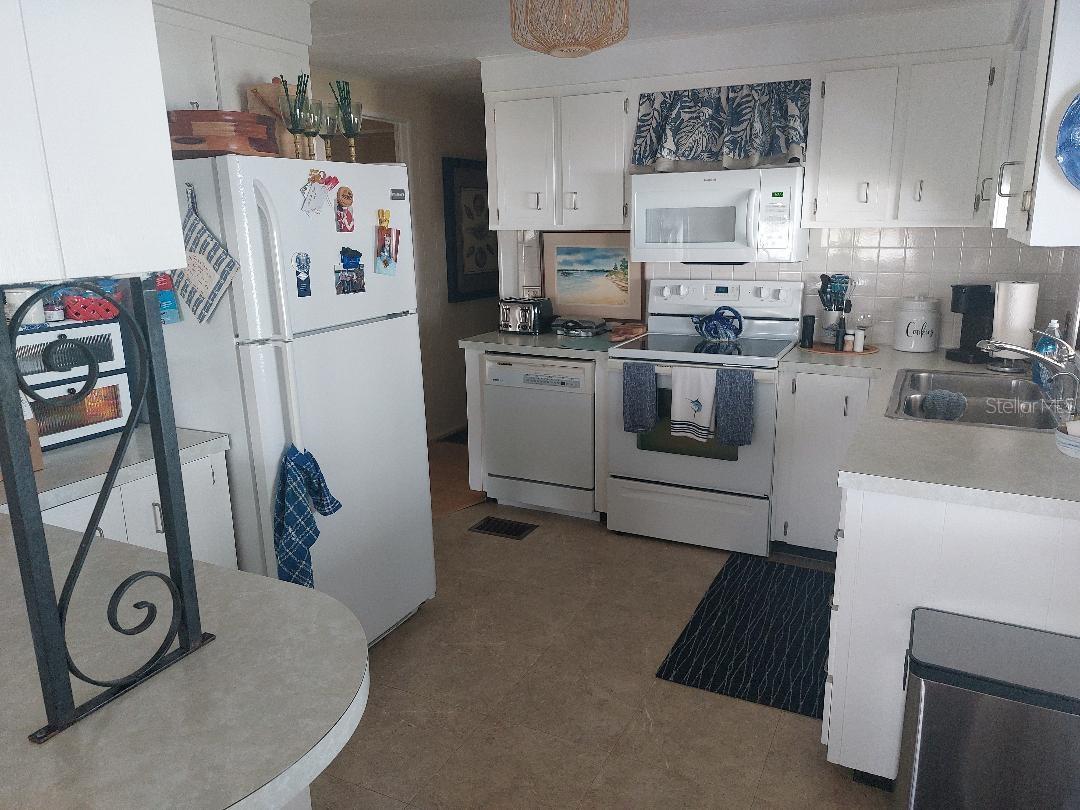 LAKE TARPON MOBILE HOME VILLAGE - Residential