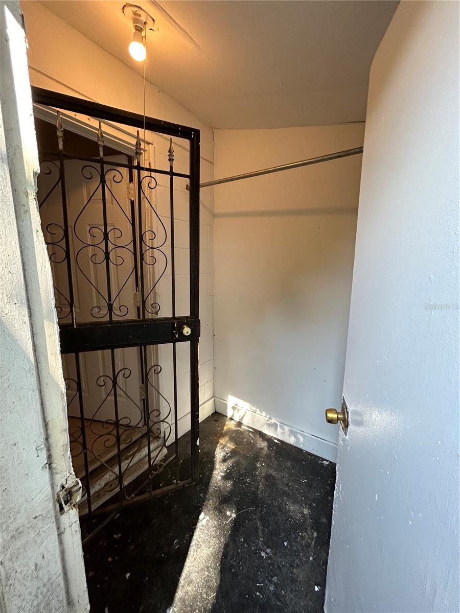 WASHINGTON HEIGHTS ESTATE - Residential Lease