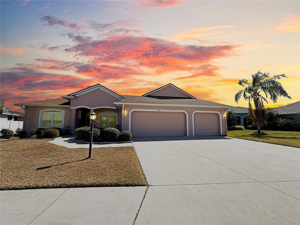 Photo of 9011 Province Street, Sarasota, FL 34240 (MLS # TB8486094)