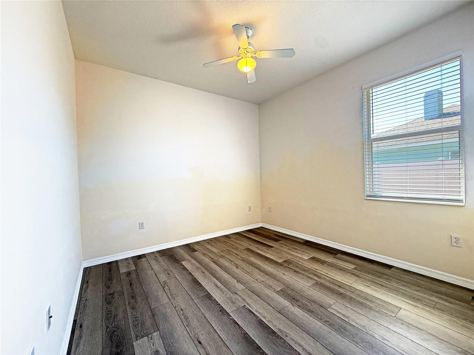 LAUREL MEADOWS - Residential