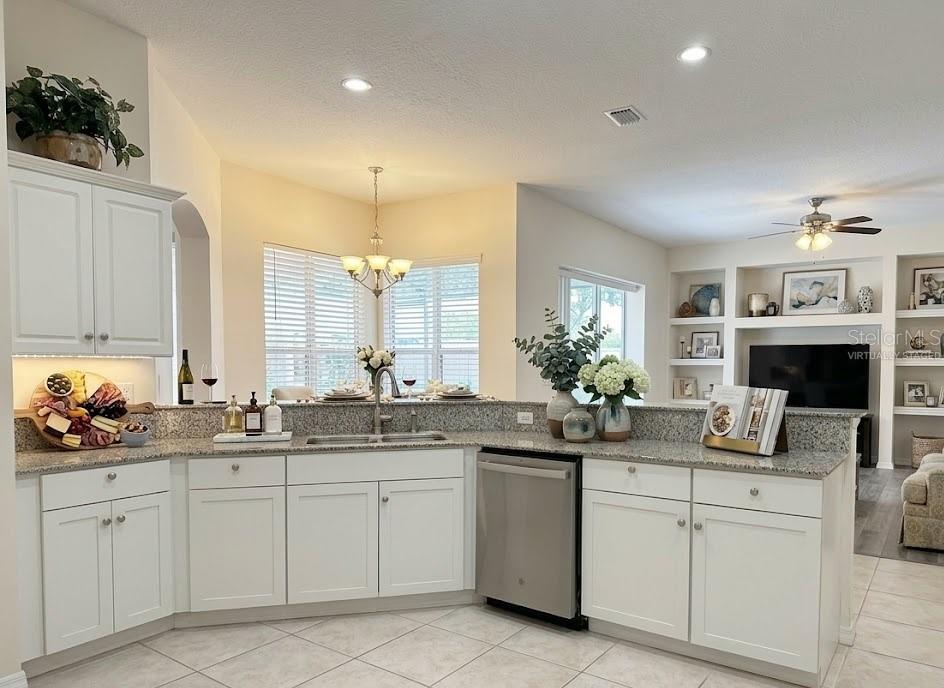 LAUREL MEADOWS - Residential