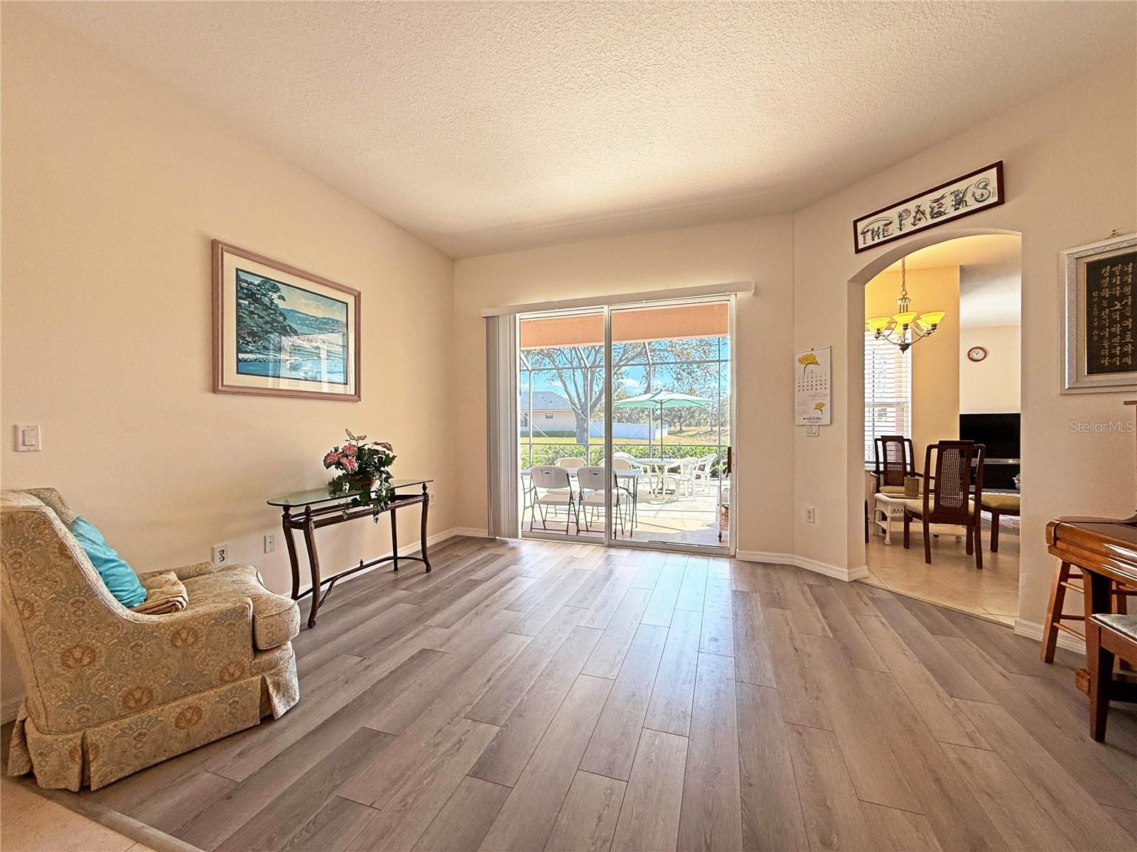 LAUREL MEADOWS - Residential