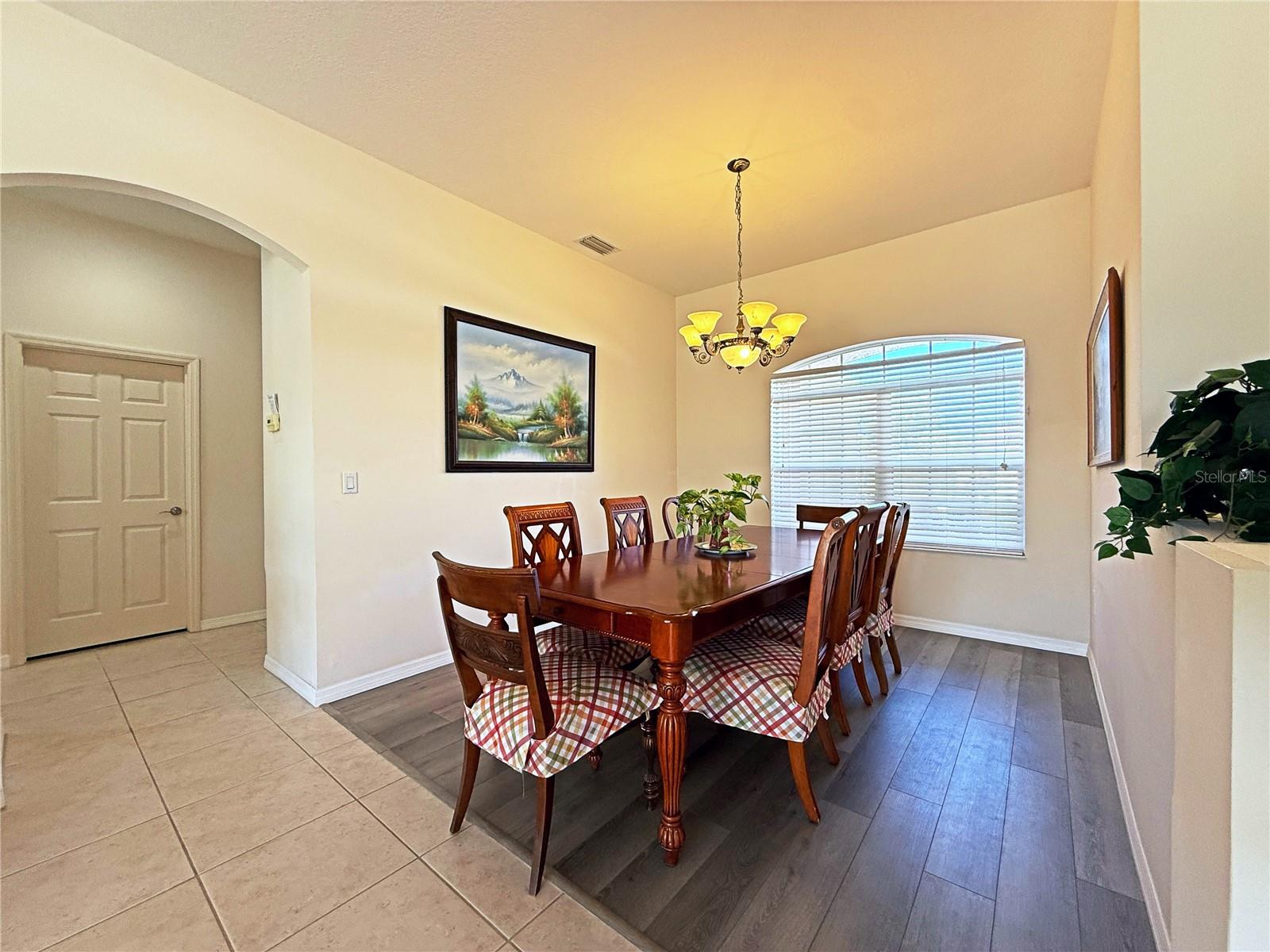 LAUREL MEADOWS - Residential