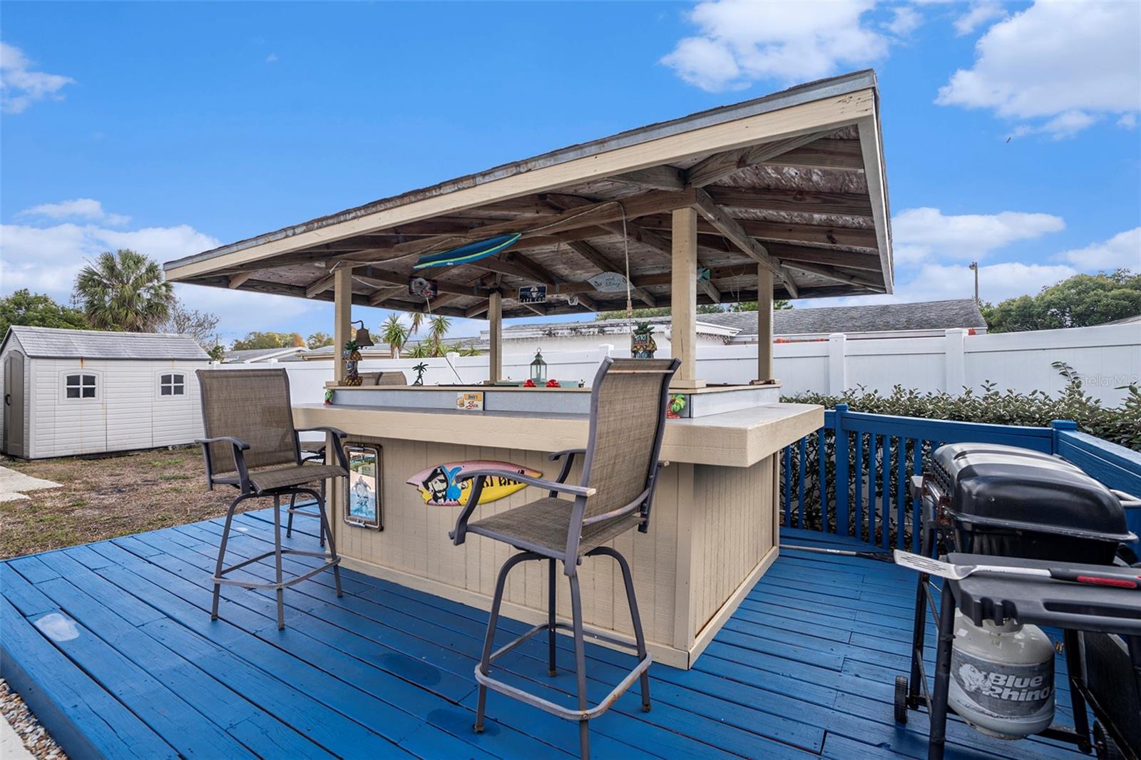 THE LAKES - Residential